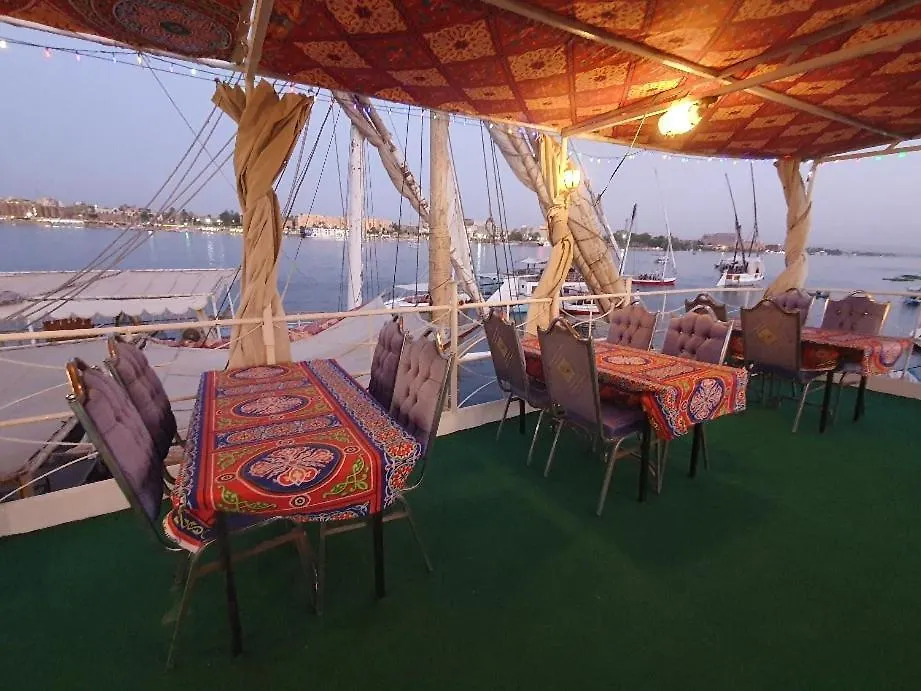 Moon Boat Hotel Luxor Botel